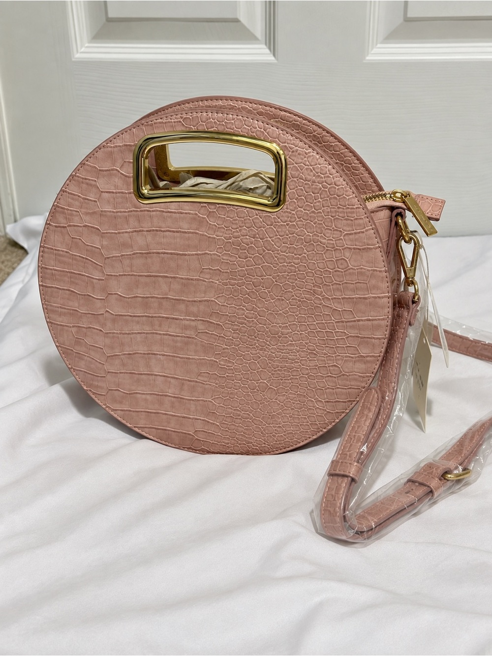 Mali + Lili Blush Pink Croc Embossed Round Crossbody Bag Gold NWT Nordstrom